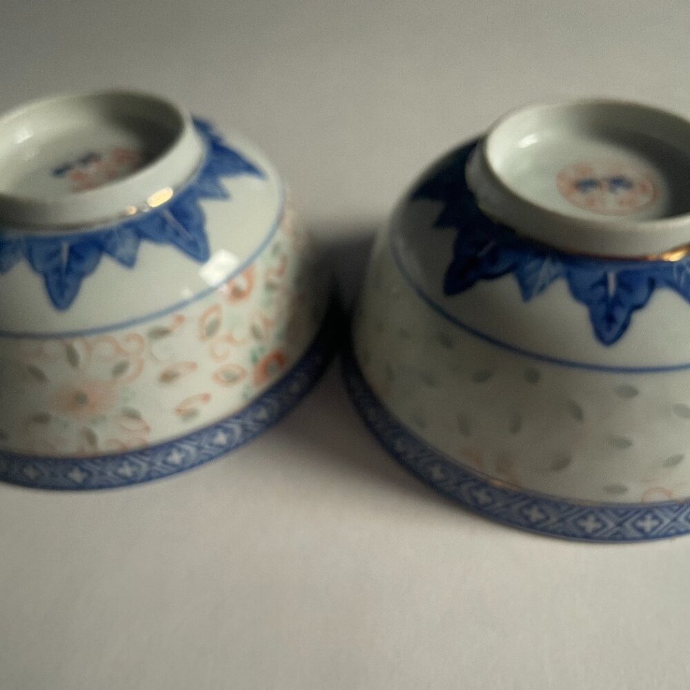 Vintage Chinese porcelain bowls set of 2 Ling long grain rice eyes wanyu 50s